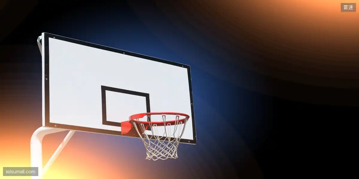 🏀 战斧劈扣定格瞬间，篮板悲鸣响彻云端！📸